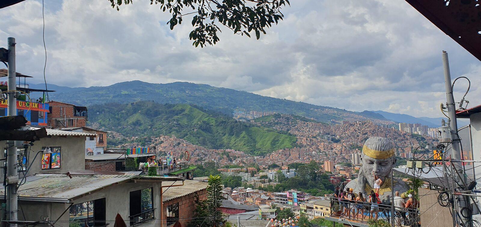 Medellín 3个月工作假期:2026年共居、成本和安全的诚实手册 — imagem do artigo